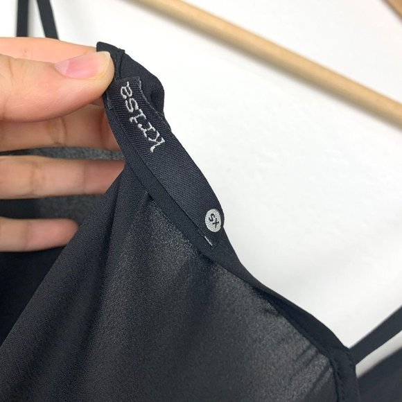 NEW Krisa Sleeveless Cami Tank Top Blouse Black XS - Picture 8 of 8